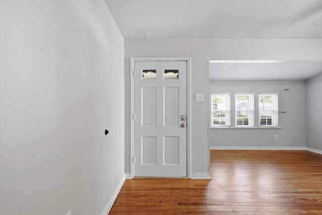 Foto del edificio - 3412 Brady Ave