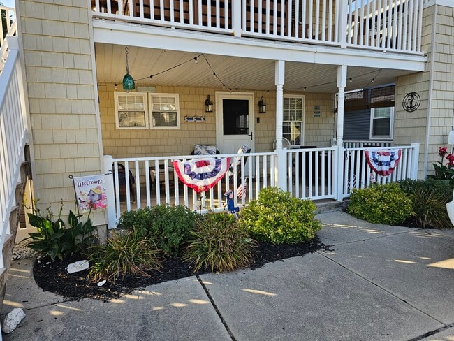 Building Photo - 52 Wesley Rd