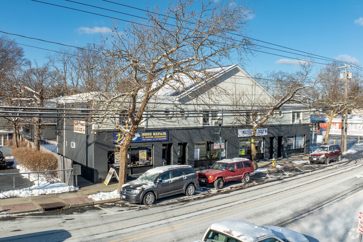 360-376 Larkfield Road - 360-376 Larkfield Rd