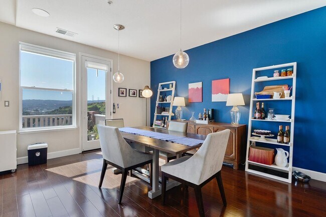 Foto del edificio - 5 Pointe View Pl