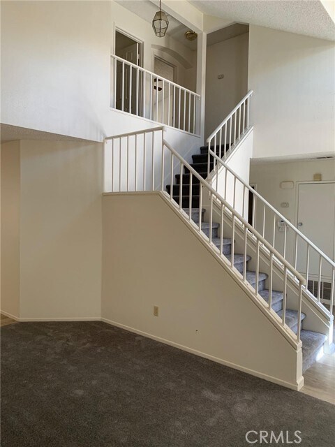 Foto del edificio - 14724 Santa Fe Trail