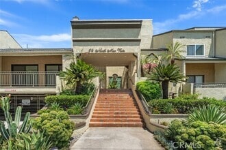 Building Photo - 64 Mar Vista Ave