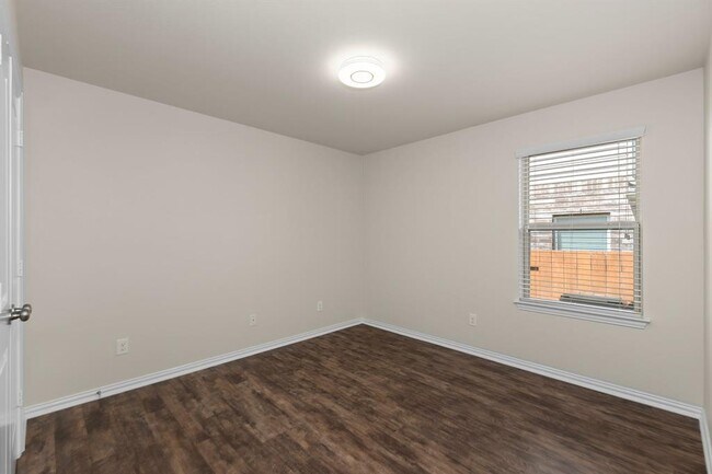 Foto del edificio - 4517 Chestnut Meadows Bend