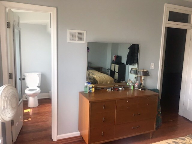 Foto del edificio - 3631 Warder St NW