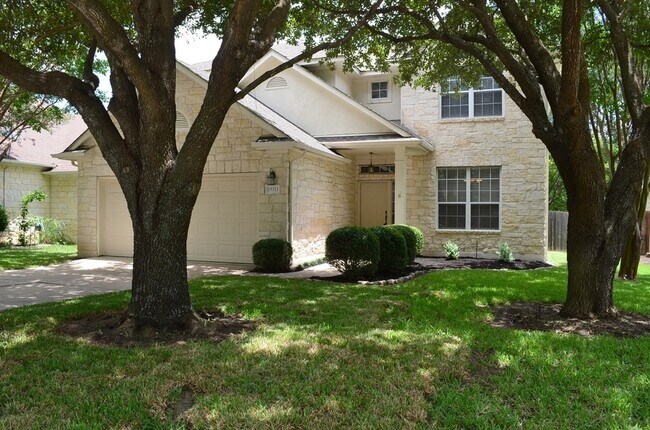 Foto del edificio - Beautiful home backs to community greenbel...