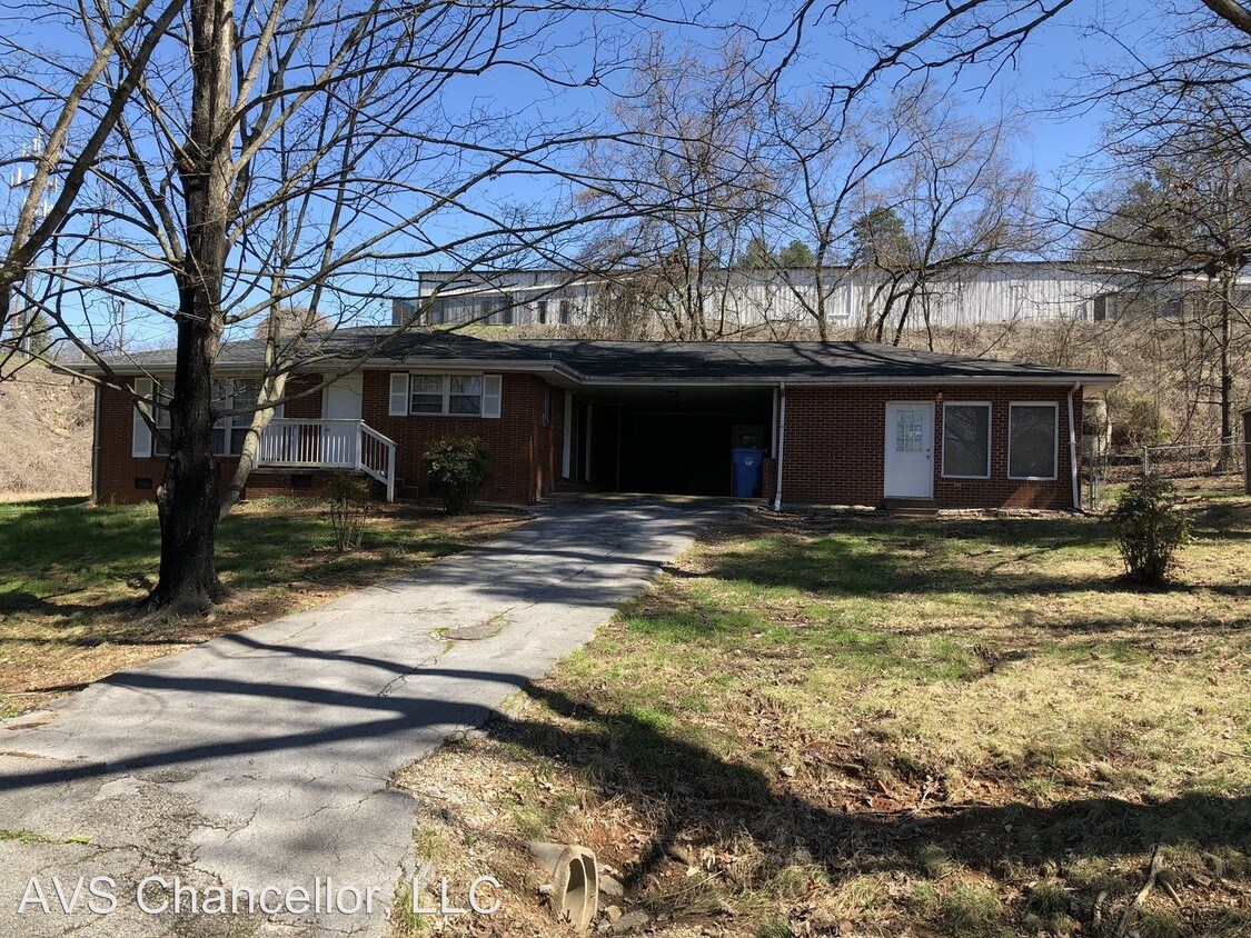 Foto principal - 4 br, 2.5 bath House - 7648 Mallette Rd.