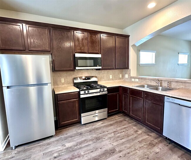 Foto del edificio - 311 Woodland Hills Dr