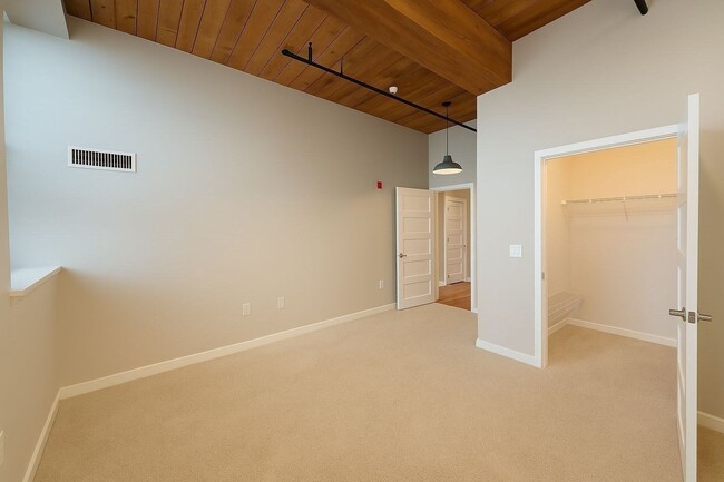 Foto del edificio - 130 John St