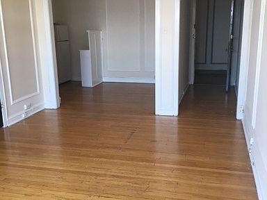 Foto del edificio - 1211 W Elmdale Ave