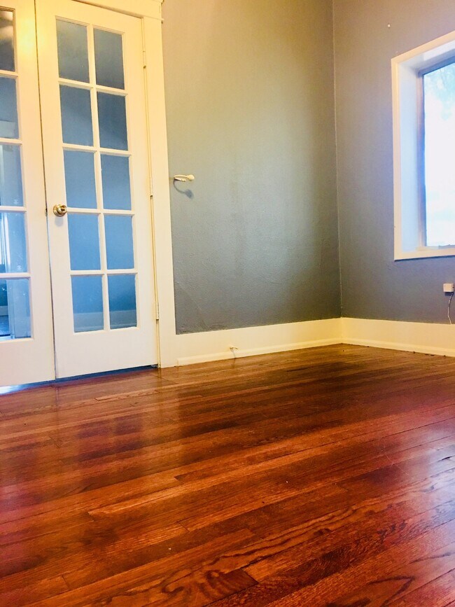 Foto del edificio - 709 E Granada Rd