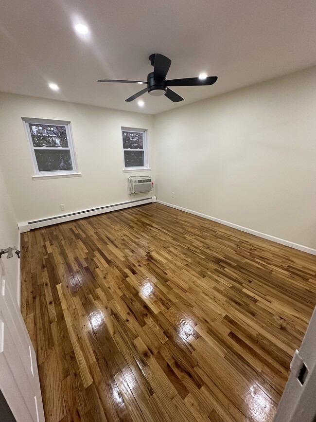 Building Photo - 2806 Brigham St