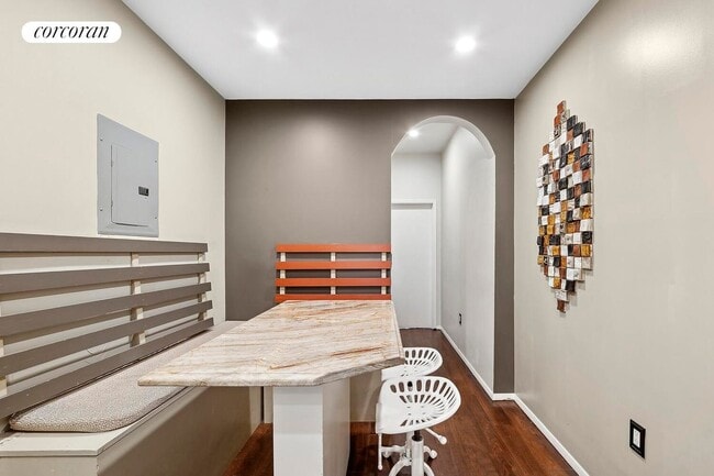Building Photo - 557 W 159th St