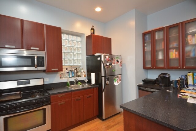 Primary Photo - 2621 N Hampden Ct