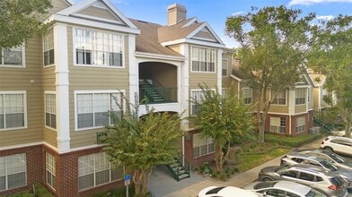 Building Photo - 13016 Plantation Park Cir