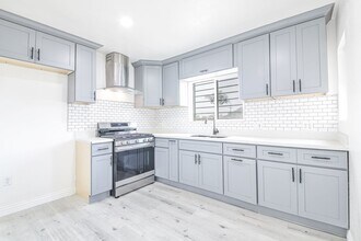 Building Photo - 248 E Norton St Building Photo - 248 E Norton St