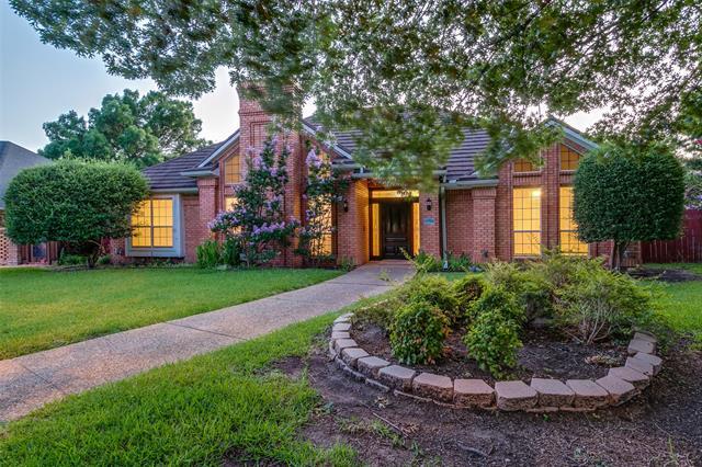 Building Photo - 7107 Debbe Dr