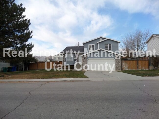 Building Photo - 710 W 2350 N