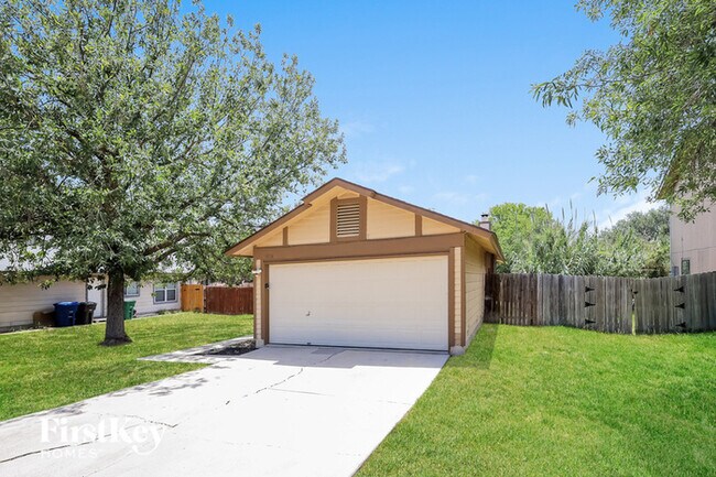 Building Photo - 9826 Dugas Dr
