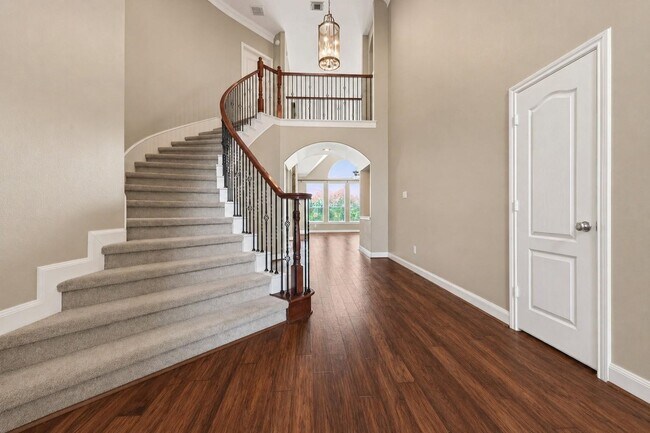 Foto del edificio - 28602 Hayden Park Dr
