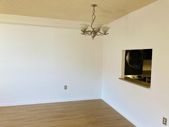 Building Photo - 3701 S George Mason Dr
