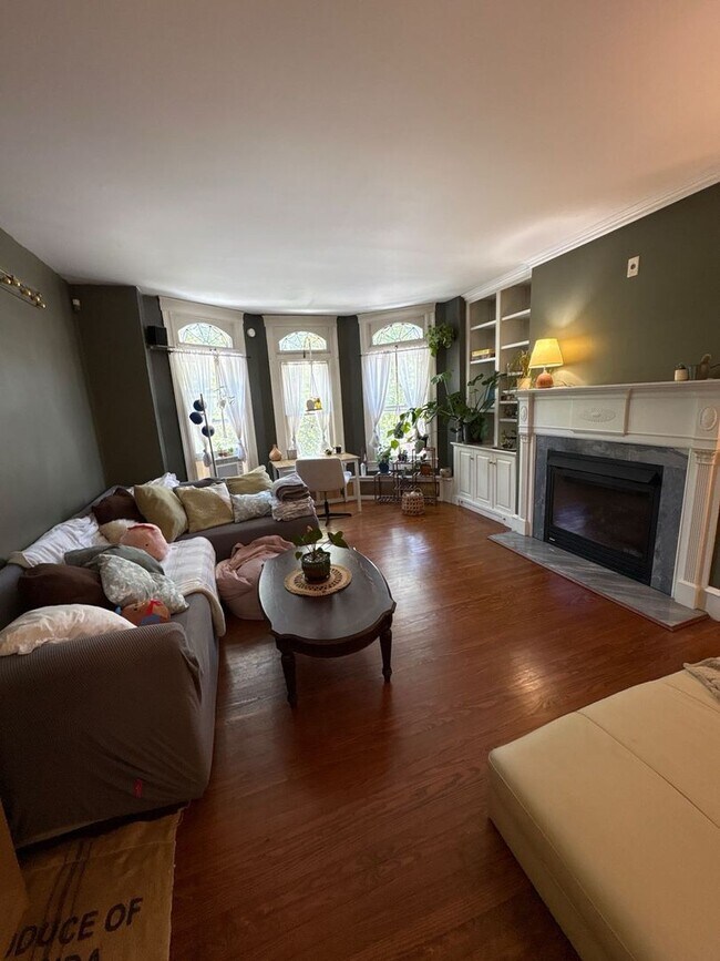 Foto del edificio - 3125 N Calvert St