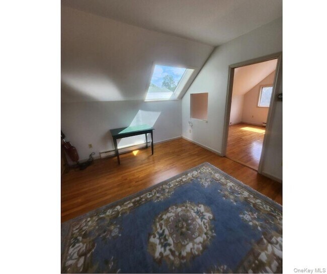 Foto del edificio - 160 Couch Rd