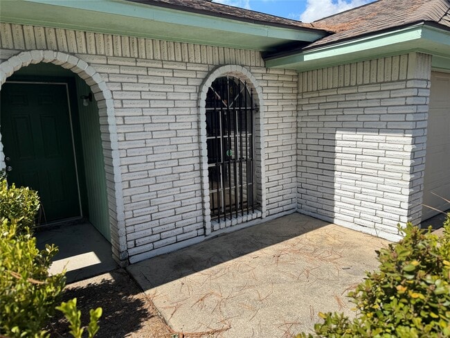 Foto del edificio - 9835 Eblen Dr