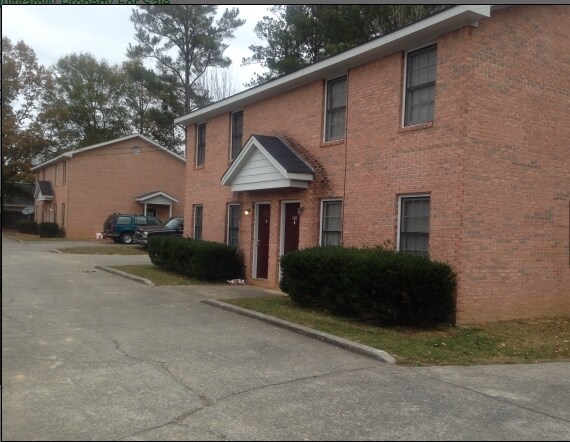 180 Hennon Dr. NW - 180 Hennon Dr NW