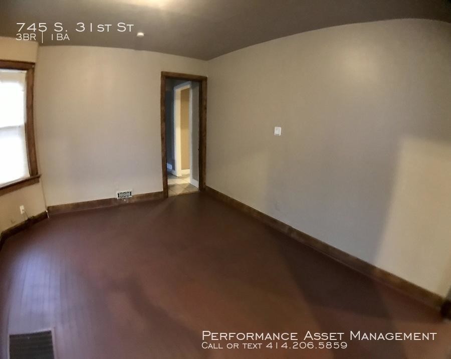 Primary Photo - 3 bedroom in Milwaukee WI 53215