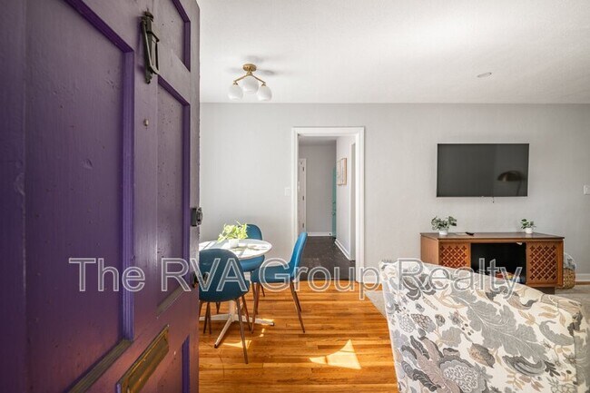 Building Photo - 1017 Fourqurean Ln