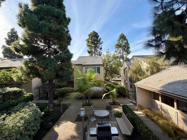 Foto del edificio - 8680 Via Mallorca