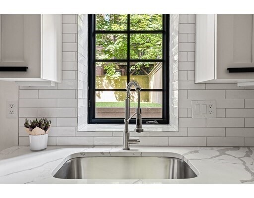 Foto del edificio - 597 Tremont St