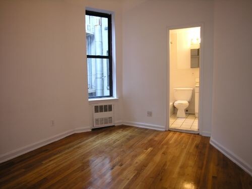 Building Photo - 501 E 88th St