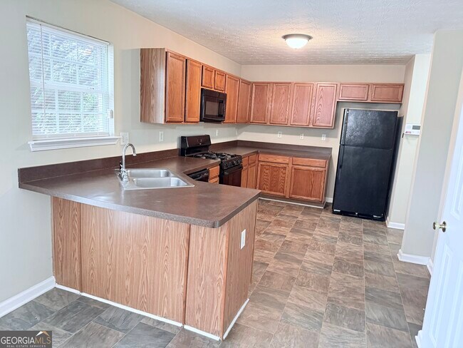 Building Photo - 136 Rankin Cir