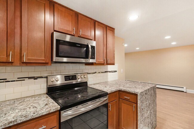 Foto del edificio - Location!! Updated 1 bedroom Gem on Pearl St. in Govenor's Park!