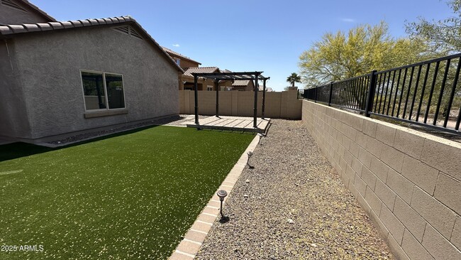 Foto del edificio - 26380 N 107th Ln