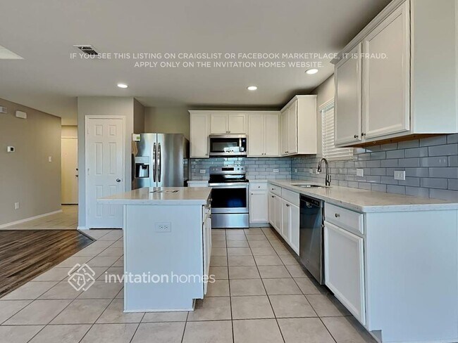 Foto del edificio - 2245 Heaton St