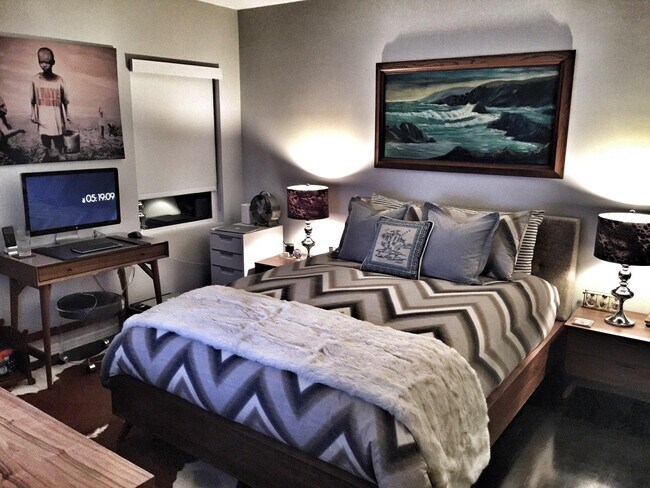 Bedroom - 16503 W Sunset Blvd