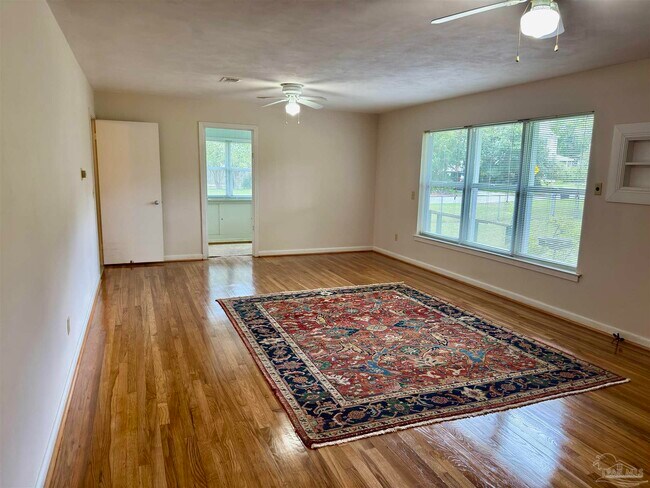 Foto del edificio - 1400 E Mallory St