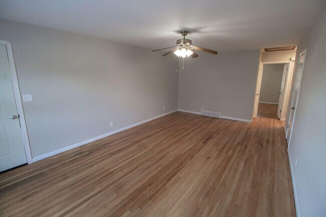 Foto del edificio - 2316 Braemore Rd