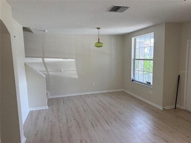 Foto del edificio - 1532 Blue Magnolia Rd