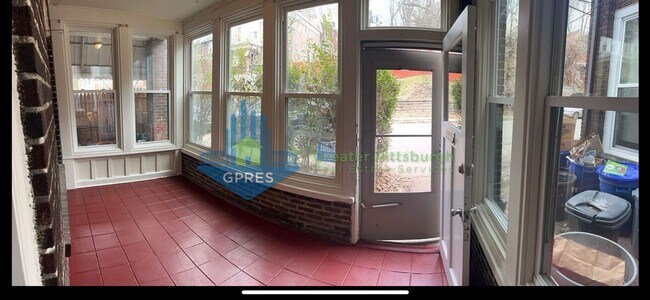 Photo - East Liberty 2-Bedroom duplex Townhome