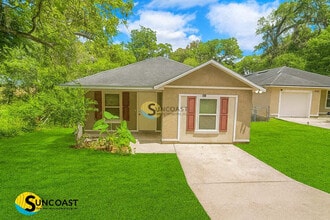 Building Photo - 481 Nitram Ave