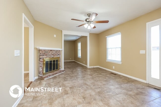Building Photo - 5313 Ashlawn Dr