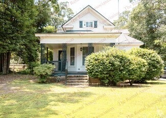 Building Photo - 108 S Farmerville St