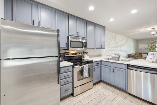 Photo - 4354 N 82nd St Apartment