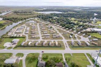 Aerial - Creekside Oaks