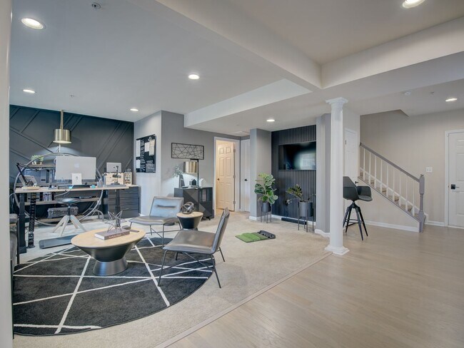 Foto del edificio - Lovely TH Available Now in Bowie! HCVP Warmly Welcomed.