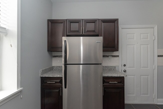 Foto del edificio - 3637 W Dickens Ave