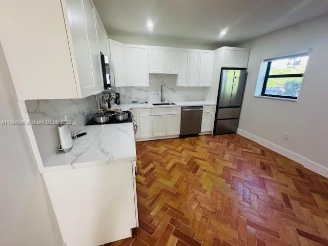 Foto del edificio - 905 SW 13th Ct